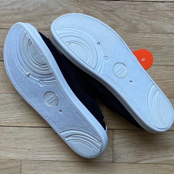 🍂CLEAROUT Bump Toe Sneakers - Picture 6 of 6